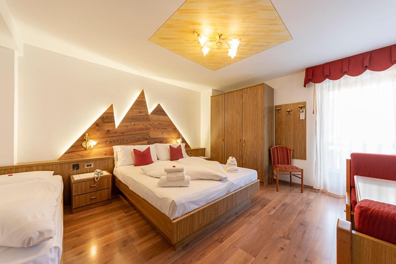 Hotel Ciampian Moena Luaran gambar